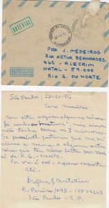 -Envelope+++Carta+de+Diogenes+G.+Metidieri+ARTVIGE+para+J.+Medeiros+1977+e+envelope+com+assinatura+de+Anna+Bella+Geiger+1a+.jpg
