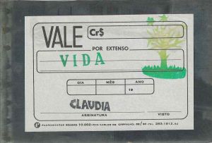 -Cartão+feito+de+chapa+de+radiografia+com+folha+colada+da+Artista+Claudia+,+vale+vida+1a.jpg