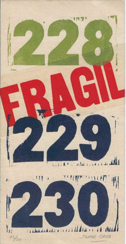 -Obra+do+Artista+Jorge+Orta+,+Rosario+Argentina+,+228,+fragil,+229,+230,+1a.jpg